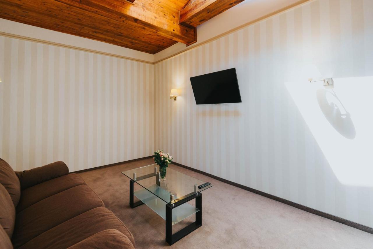 Premier Geneva Hotel オデッサ エクステリア 写真