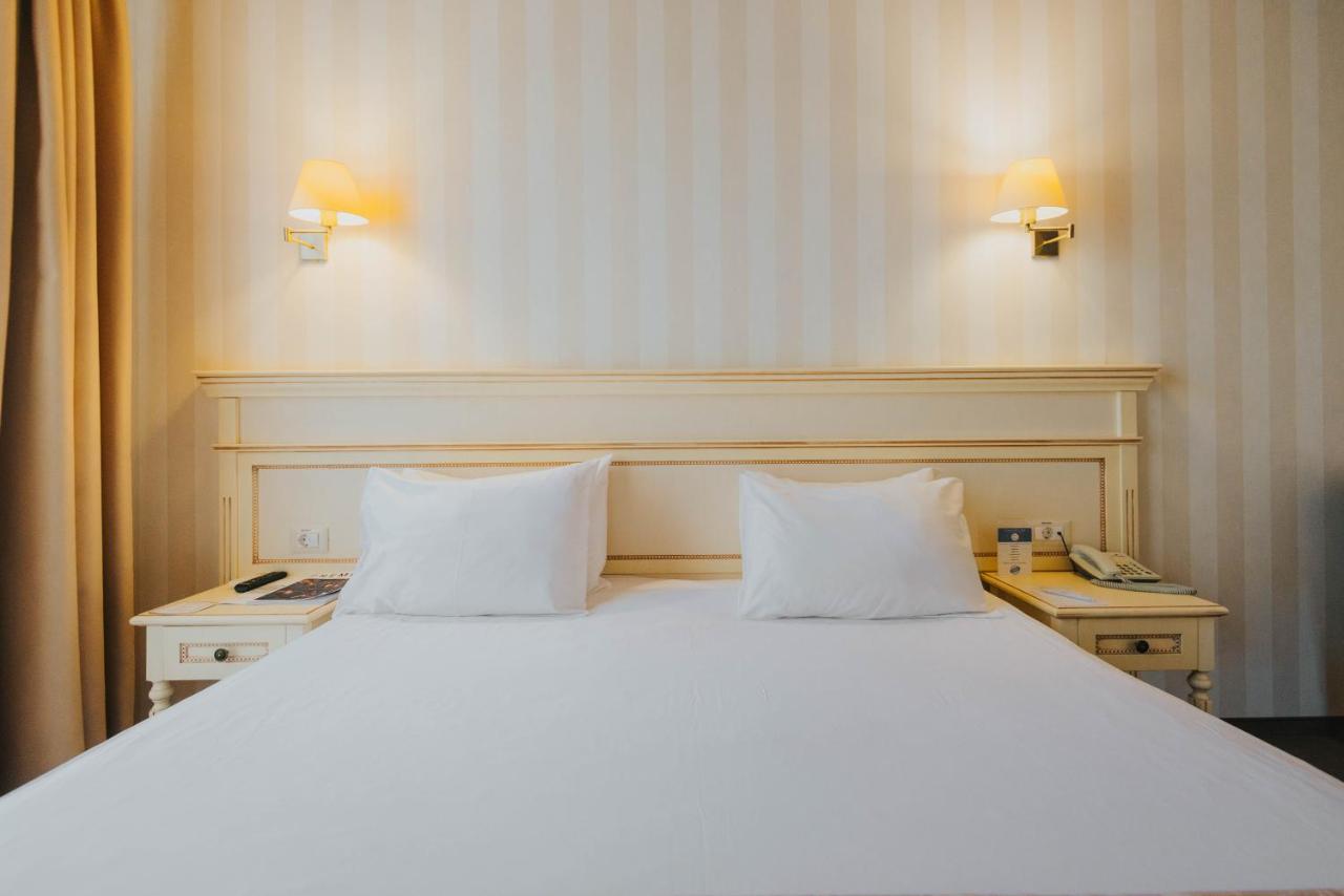 Premier Geneva Hotel オデッサ エクステリア 写真