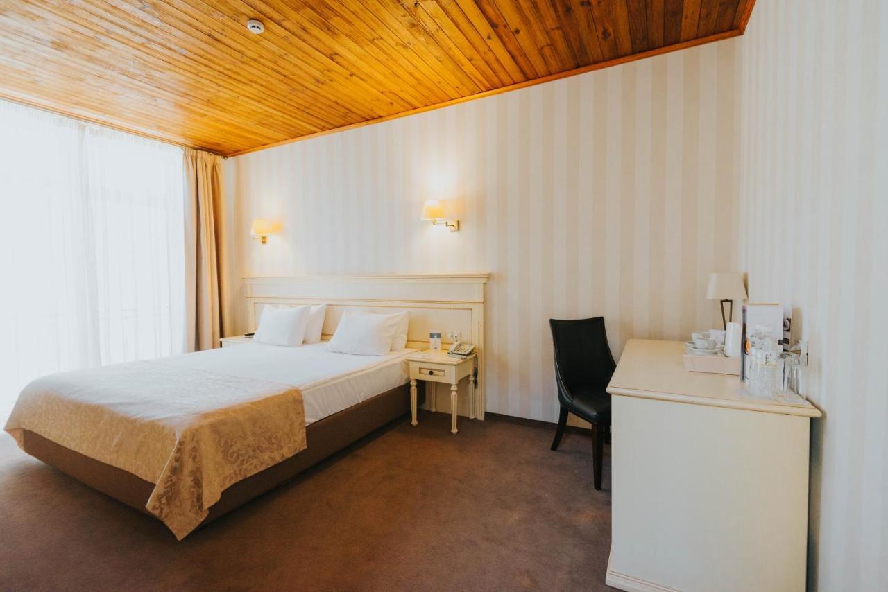 Premier Geneva Hotel オデッサ エクステリア 写真