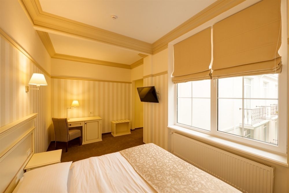Premier Geneva Hotel オデッサ エクステリア 写真