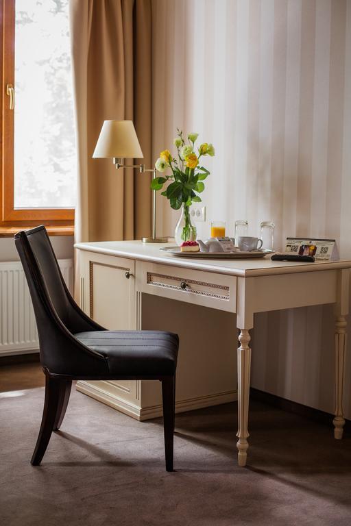 Premier Geneva Hotel オデッサ エクステリア 写真